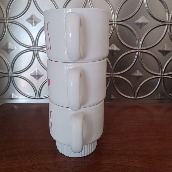 White and Red Stacking Mugs Set - Picture 3 of 6